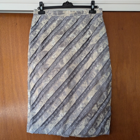 Midnight Velvet Grey Metallic Elegant Gray Lace Skirt Size 6 - Picture 2 of 8